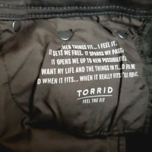 Torrid Sateen Black Stretch Jeans Size 16R - Picture 7 of 7